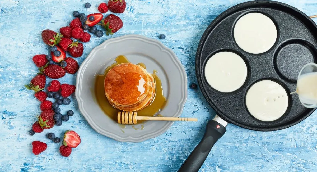 <strong>Plett Pan – The Perfect Way To Cook Up A Delicious Family Meal!</strong> 1 Plett Pan