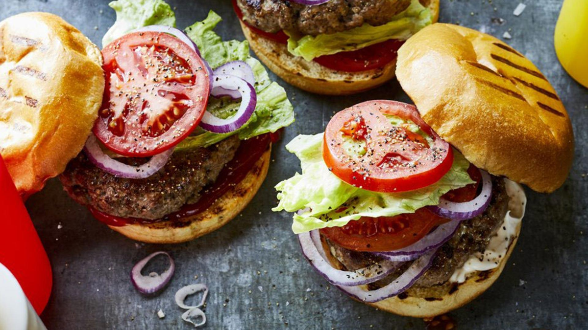 <strong>Get Professional Burger Results Quickly And Easily With Hamburger Cutter</strong> 8 hamburger cutter